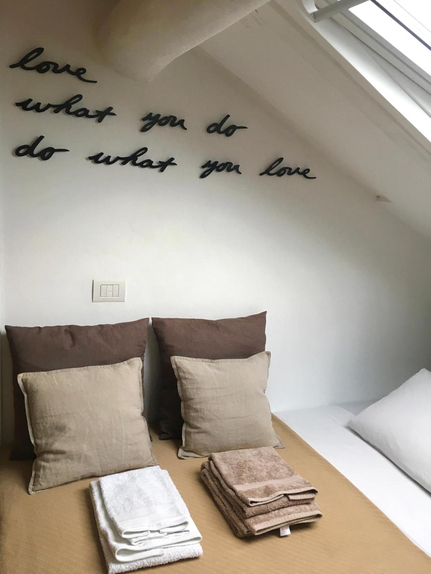 Bright Mini Studio In The Heart Of Milano Værelse billede